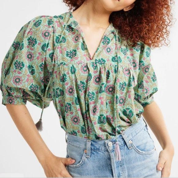 MILLE Thalia Top in Caribbean Floral. Size XS
#38 - Picture 1 of 10